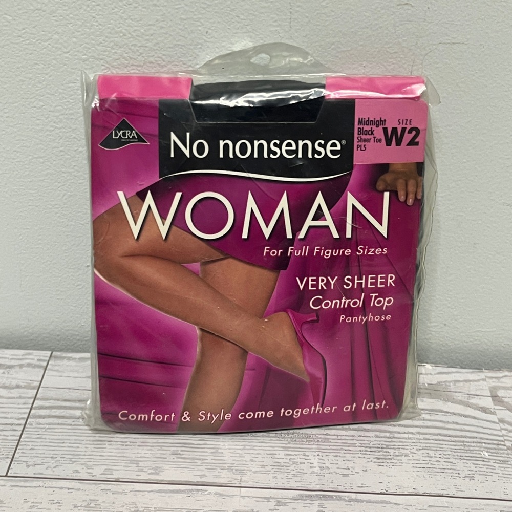 No nonsense Woman Very Sheer Control Top Pantyhose Midnight Black Size W2
